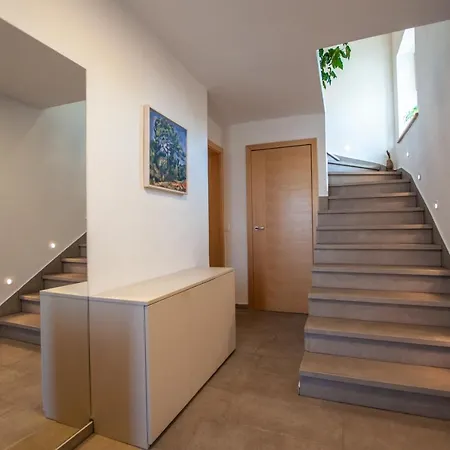 Izvir Apartment *