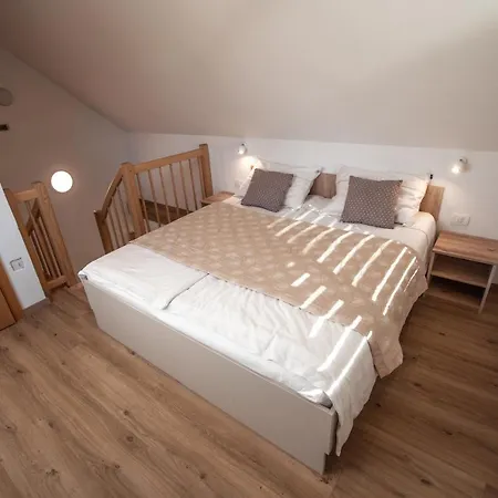 Apartment Izvir *