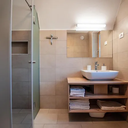 Izvir Apartment